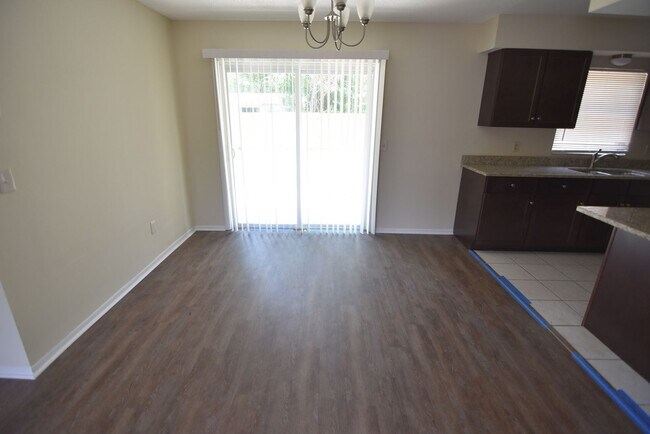 Foto del edificio - ALTAMONTE SPRINGS: 3 Bed/2 Bath SFH in Cha...
