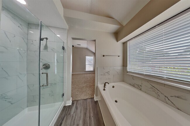 Building Photo - 17919 Scrub Oak Dr