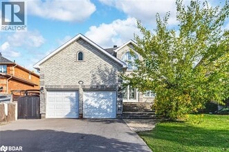 Building Photo - 66 Carley Crescent