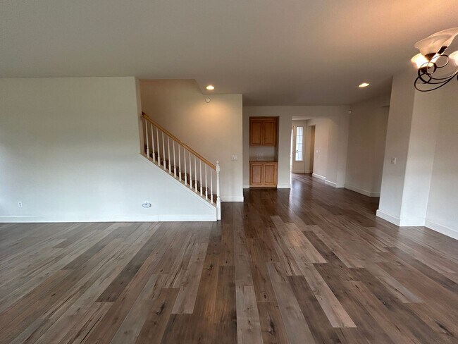 Foto del edificio - 1454 Azalea Dr