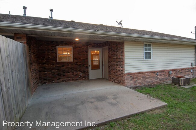 Building Photo - 2 br, 2 bath House - 813 S Shawnee