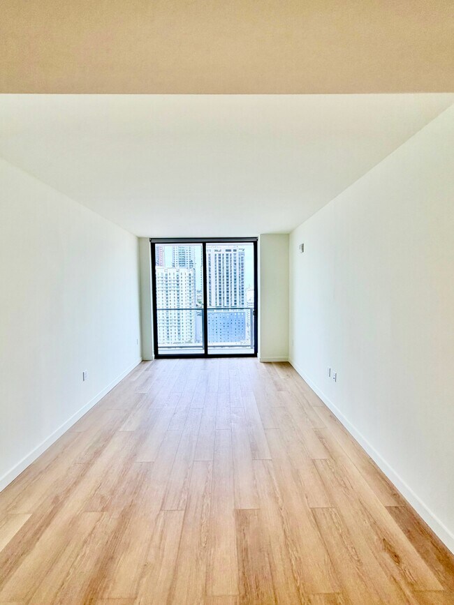 Foto del edificio - 141 NE 2nd St