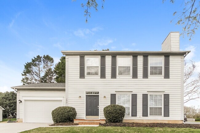 Building Photo - 1612 Gordon Walters Dr