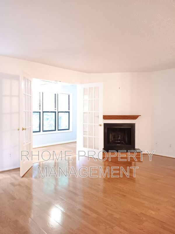 Foto del edificio - 510 Summit N Dr NE
