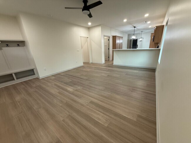 Foto del edificio - 405 W Allison St