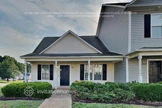 Building Photo - 101 Blackthorne Ct