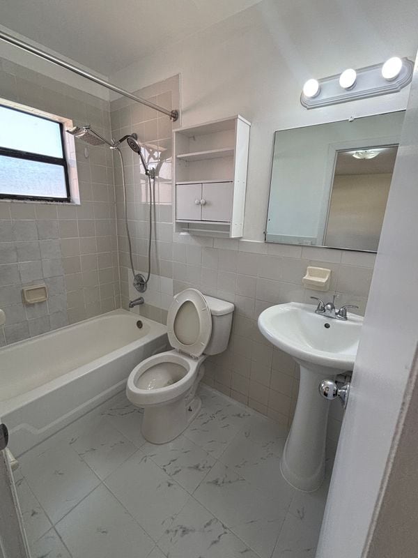 Building Photo - 5733 W 26th Ave