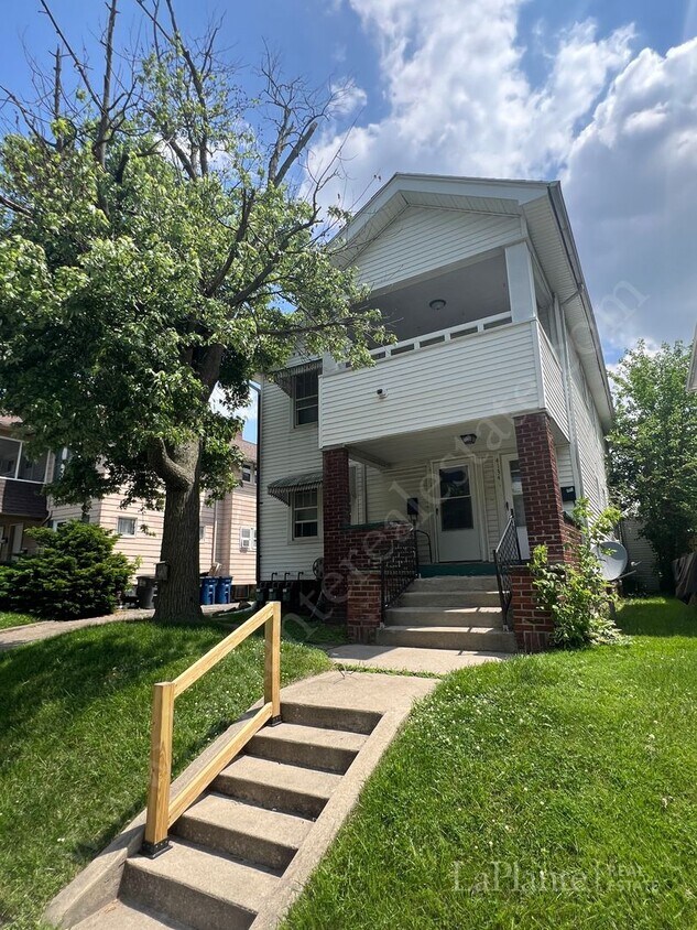 4134 Lyman Ave Unit 2, Toledo, OH 43612 Room for Rent in Toledo, OH