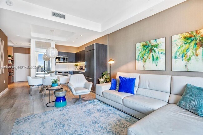 Foto del edificio - 45 SW 9th St