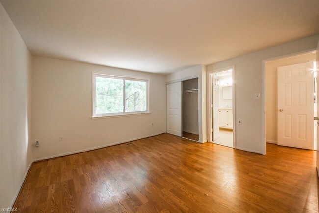Building Photo - 14435 Pebble Hill Ln