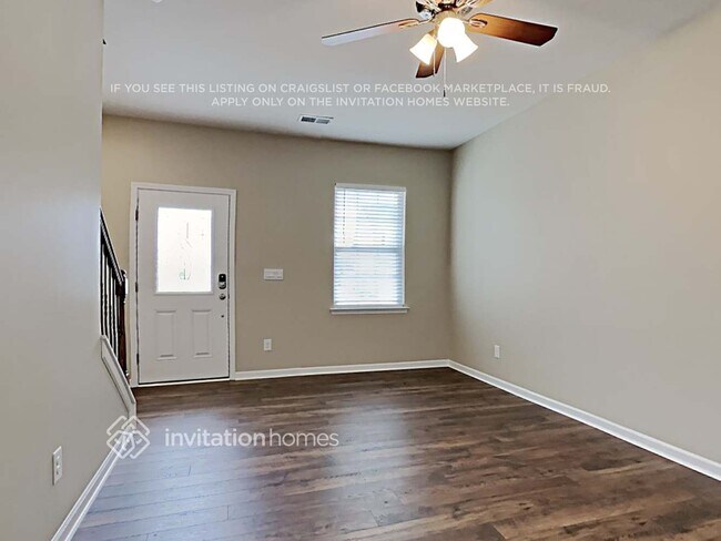 Foto del edificio - 1346 Kent Downs Ave SW