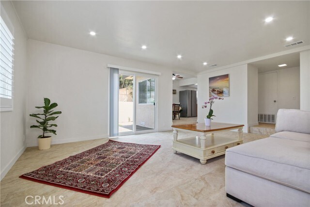 Foto del edificio - 2477 W 253rd St