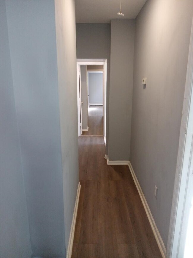 Foto del edificio - 363 Forrest St