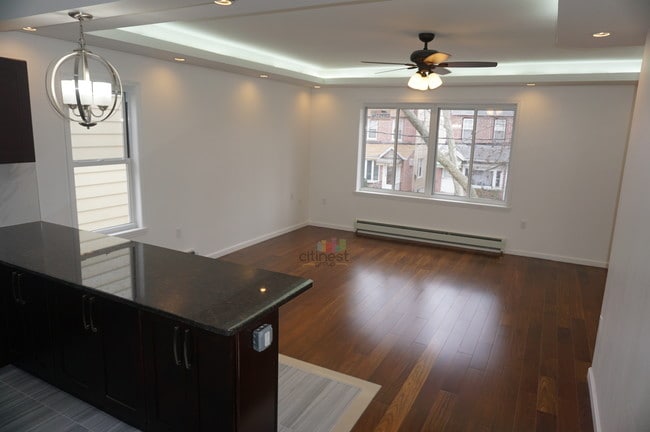 Building Photo - 1153 77th St