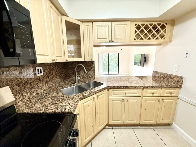 Foto del edificio - 5765 W 25th Ct