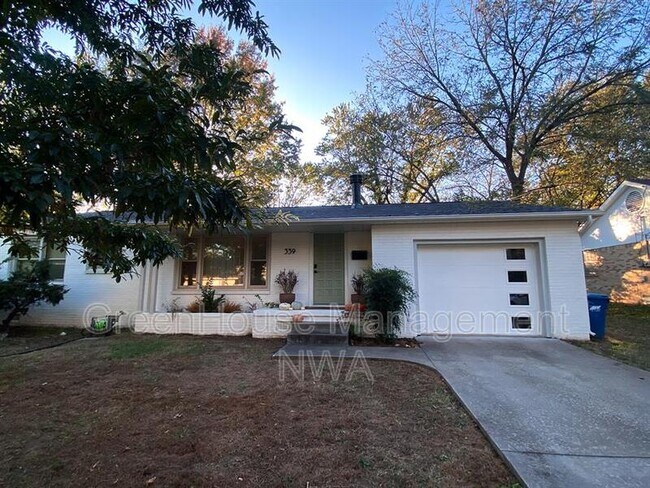 Foto del edificio - 339 Crestview Dr