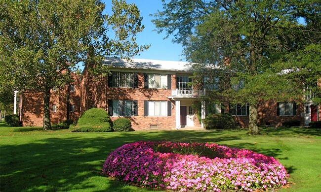 Building Photo - The Haven at Grosse Pointe