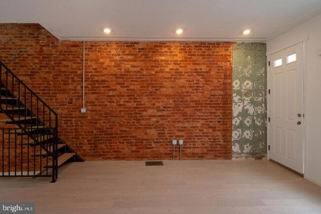 Foto del edificio - 1252 N Hollywood St
