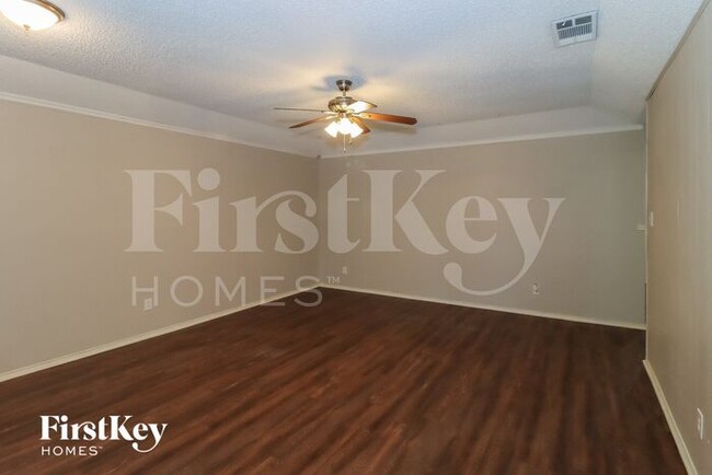 Building Photo - 4112 Cypress Springs Dr