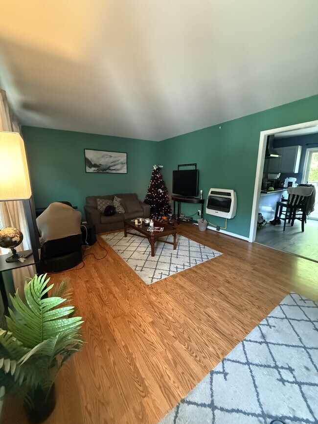 Foto del edificio - 7010 Sorrell Ln