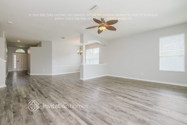 Foto del edificio - 16738 Fairbolt Way