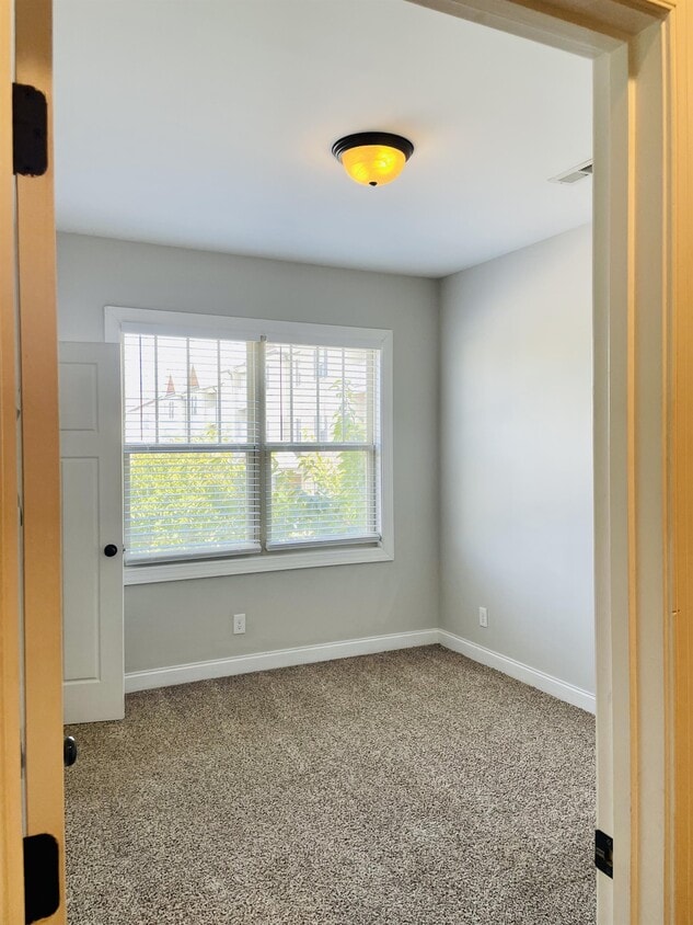 Photo - 120 Portico Street (Lynchburg, VA)
