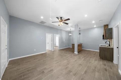 Foto del edificio - 324 Johnson St
