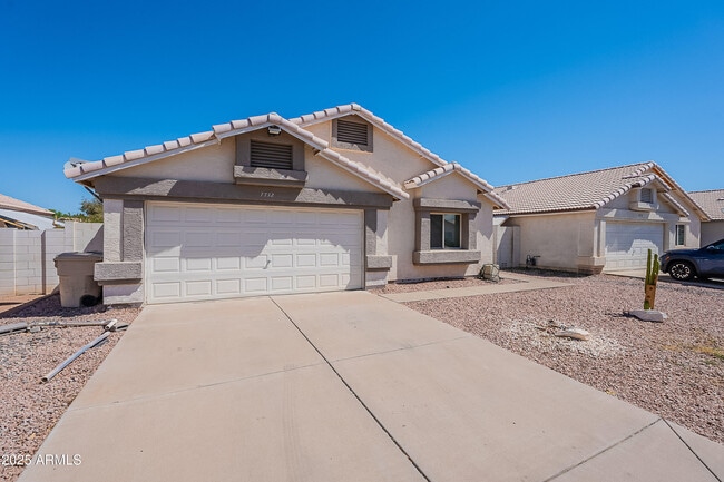 Building Photo - 7732 W Rancho Dr