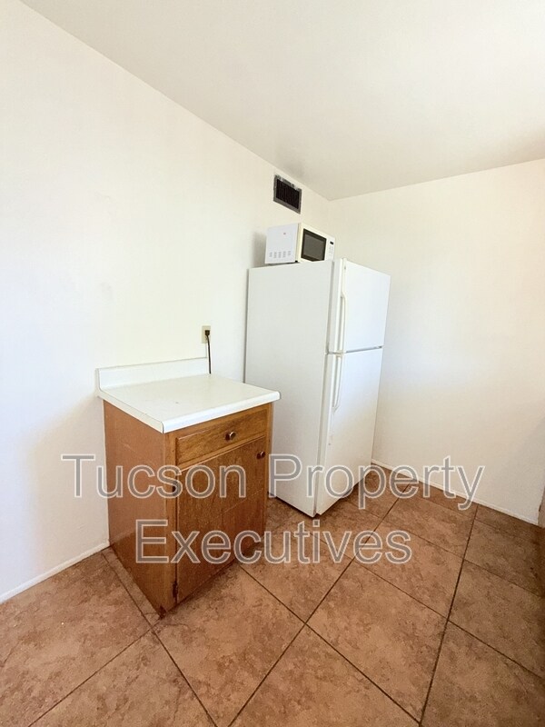 Foto del edificio - 4239 E Lee St