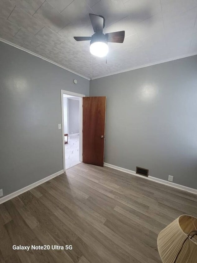Primary Photo - Spacious 3BR Duplex in Buffalo