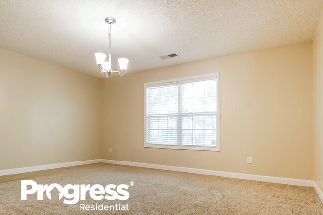 Building Photo - 5191 Memorial Ln SW