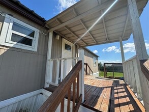 Building Photo - 600 Blueberry Rd Building Photo - 600 Blueberry Rd