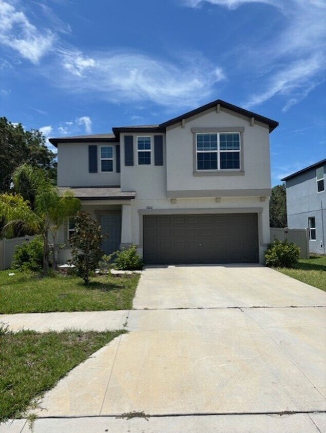 Primary Photo - Single Family Home for Lease 6 Bedroom