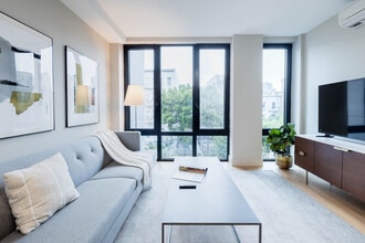 Building Photo - 149 Green St