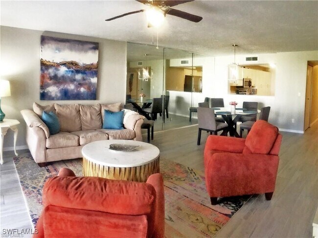 Foto del edificio - 218 Sugar Pine Ln