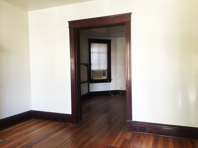 Building Photo - 3854 Juniata St
