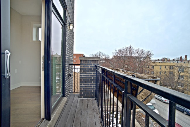 Photo - 910 Hinman Ave Apartment