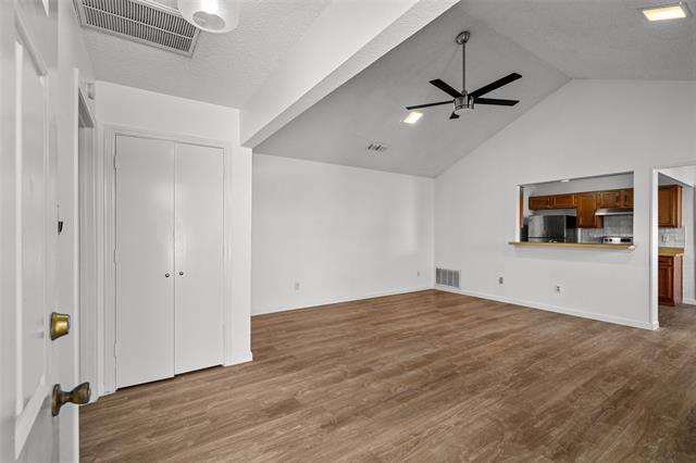 Foto del edificio - 2302 Carol Good Ln