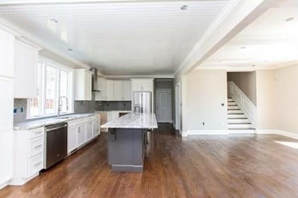 Building Photo - 9 Ridgeway Ave