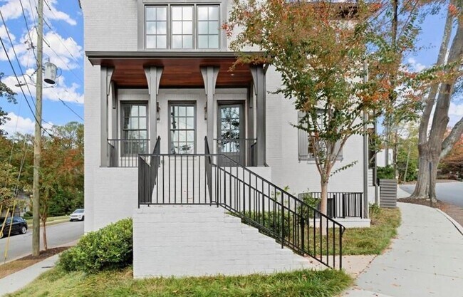 Foto del edificio - 4001 Haverhill Dr NE