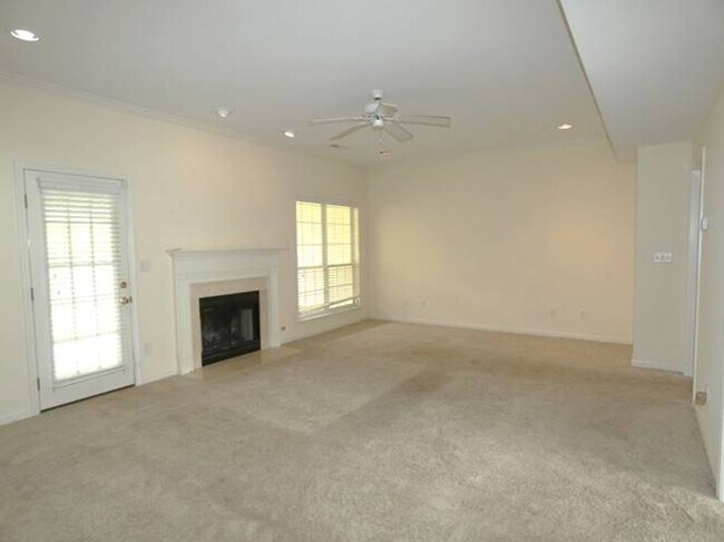 Building Photo - Home for rent in Helena!!