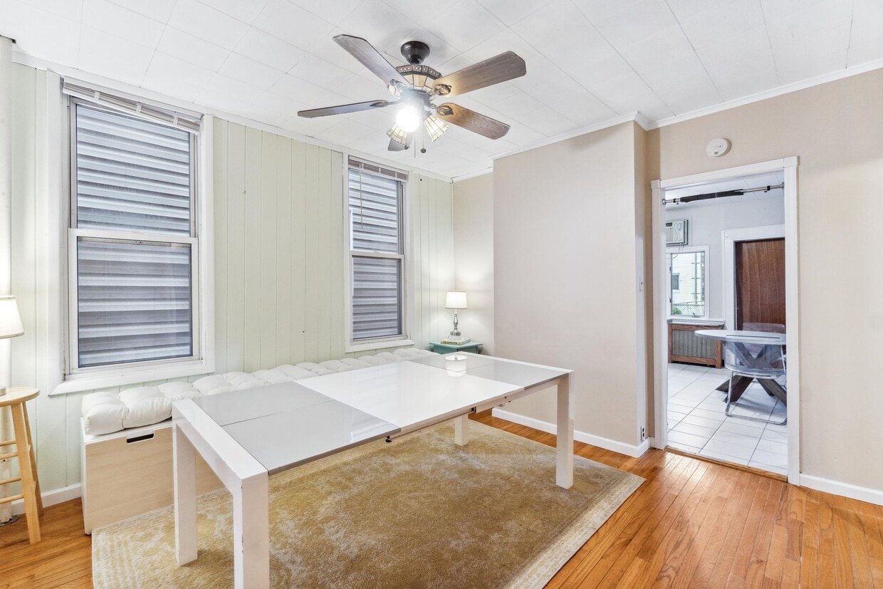 Foto principal - 223 Dodd St