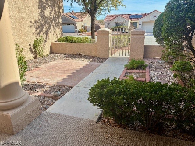 Foto del edificio - 2445 Palmridge Dr