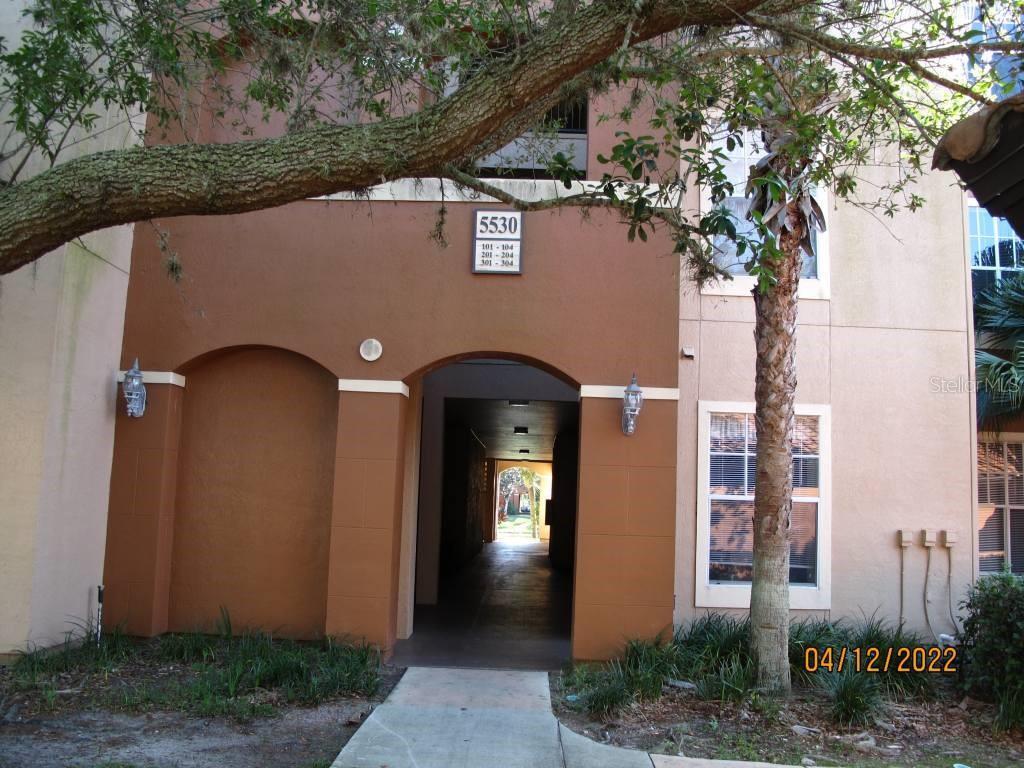 5530 Metrowest Blvd Unit 303, Orlando, FL 32811 Condo for Rent in