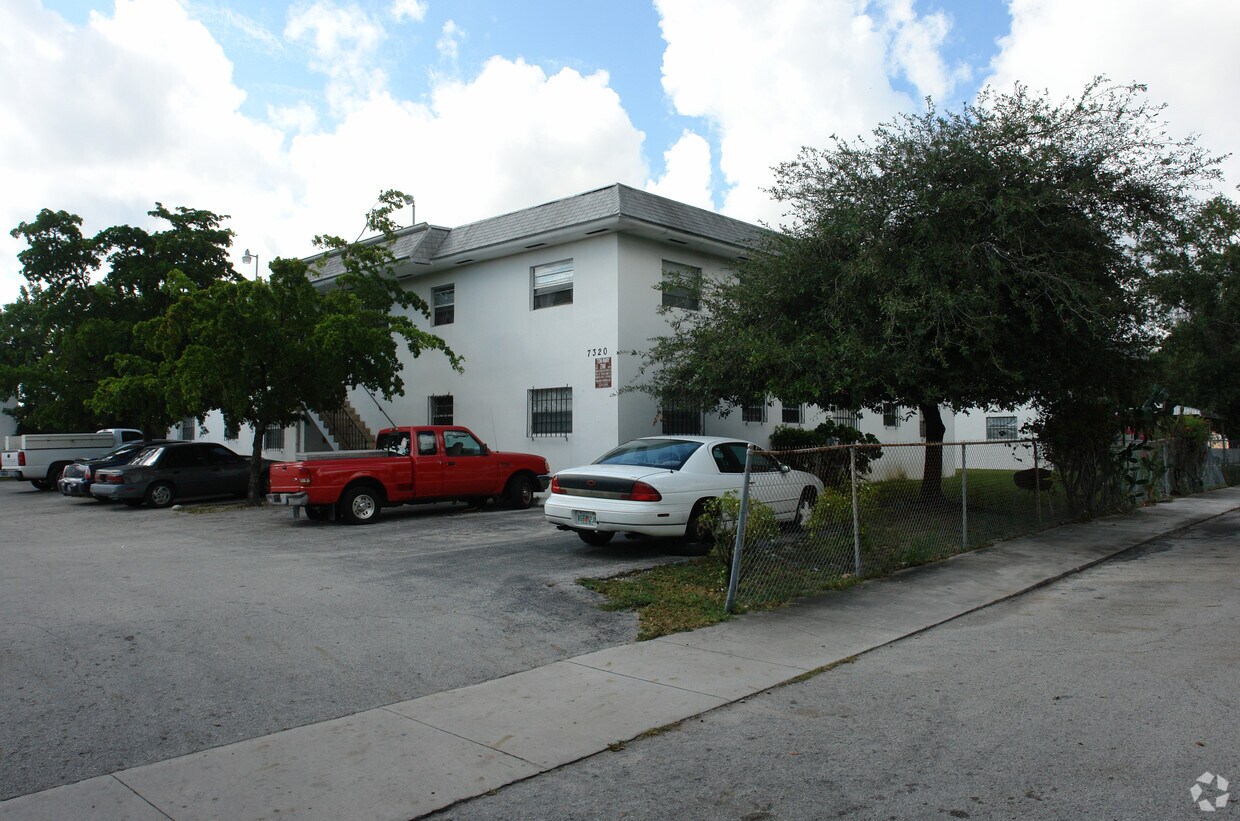 Primary Photo - 7320 NW 2nd Ave