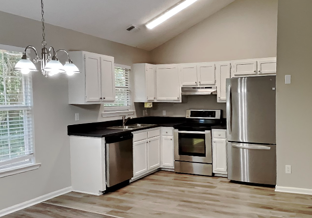 Building Photo - 1066 Bridle Creek Dr