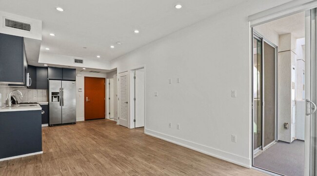 Building Photo - 1831 Sawtelle Blvd Los Angeles, CA 90025