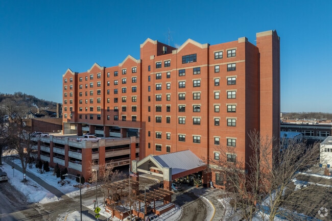 Building Photo - The Downtown Plaza