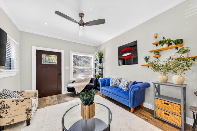 Foto del edificio - 5915 Lexington Ave