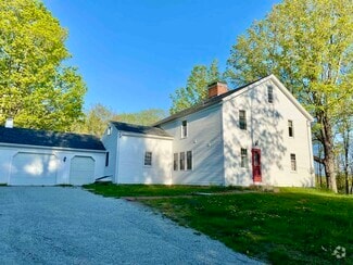Building Photo - 867 Quaker St